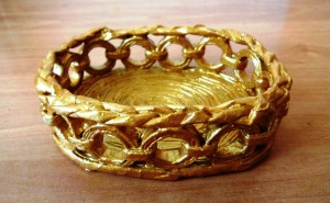 cosulet oval auriu